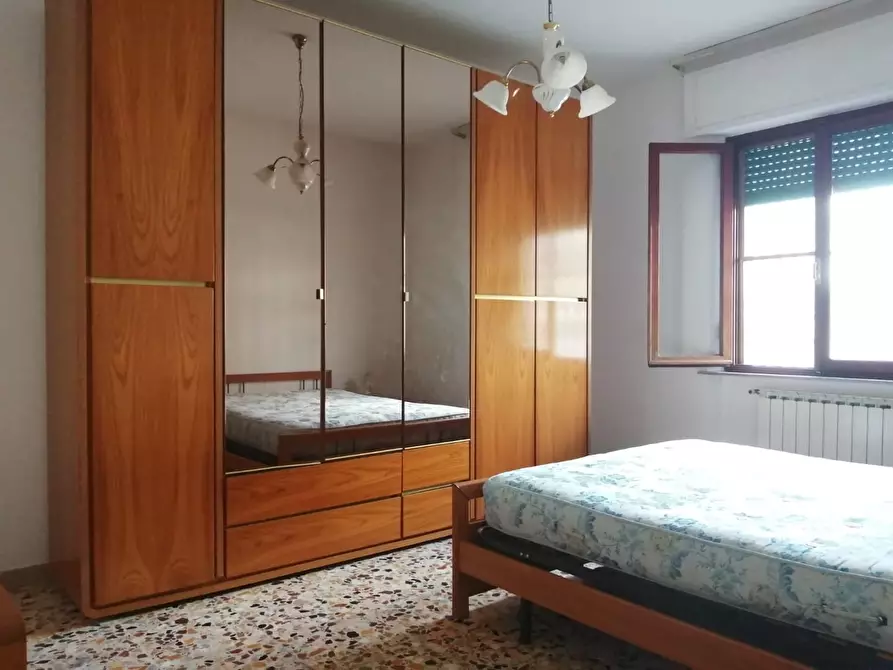 Immagine 10 di Appartamento in affitto  a Cascina