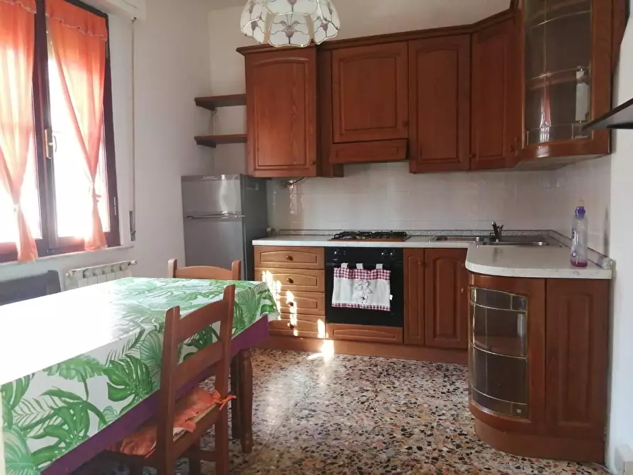 Immagine 1 di Appartamento in affitto  a Cascina