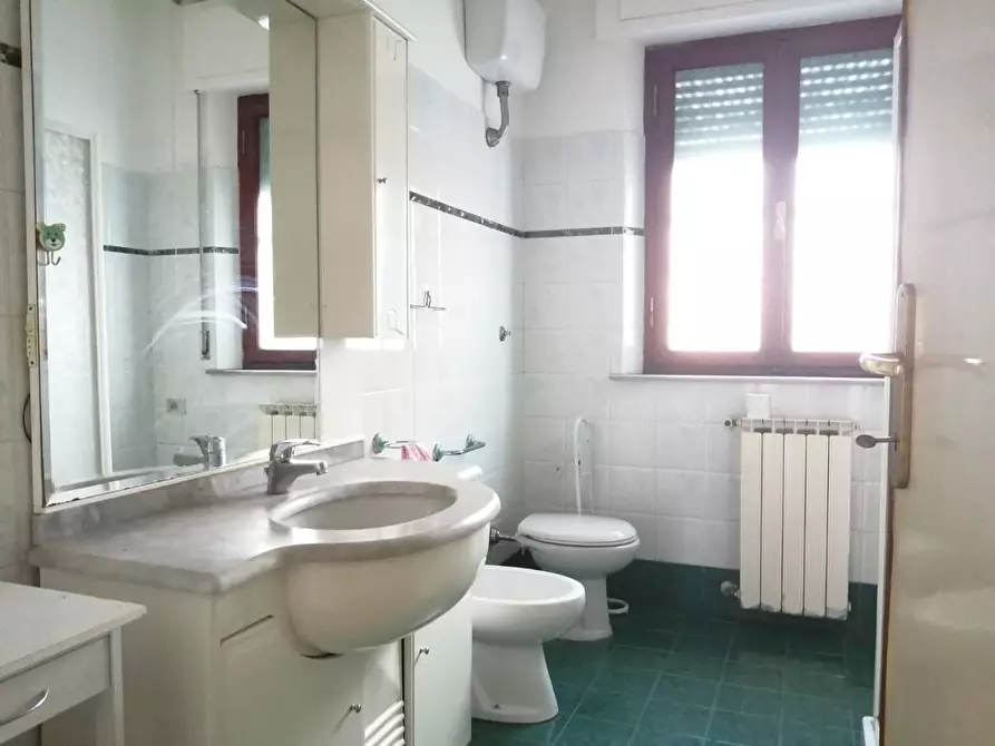 Immagine 12 di Appartamento in affitto  a Cascina