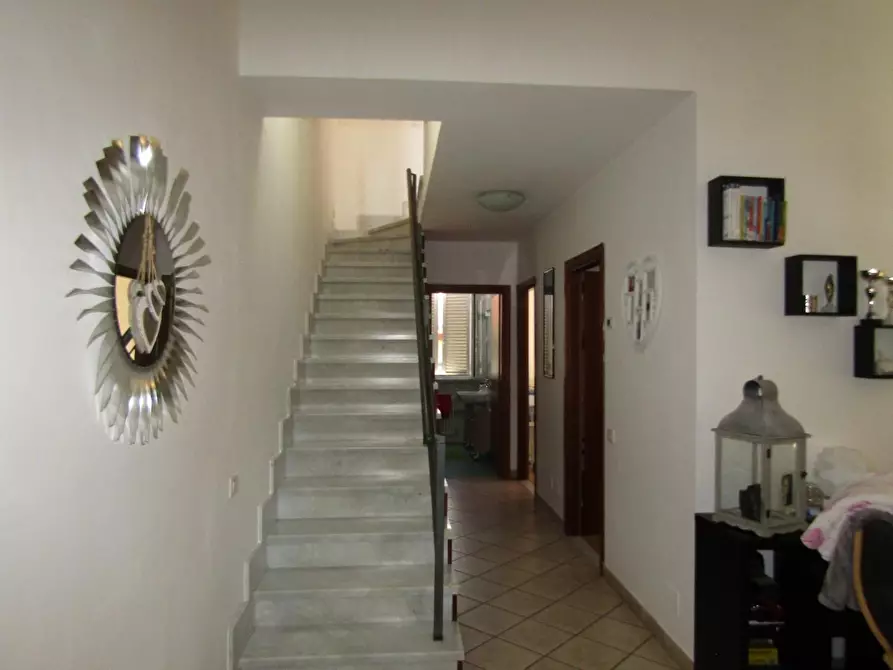 Immagine 7 di Appartamento in vendita  a Carrara