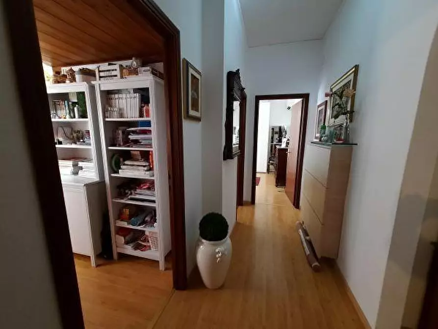 Immagine 8 di Appartamento in vendita  a Rosignano Marittimo