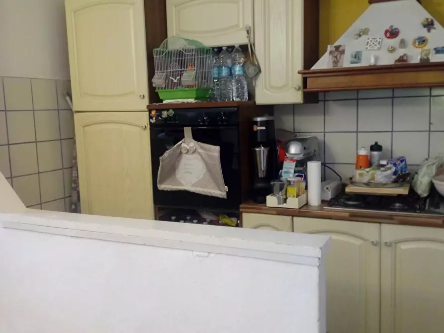 Immagine 2 di Appartamento in vendita  a Massa