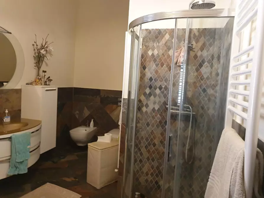 Immagine 6 di Casa bifamiliare in vendita  a Rosignano Marittimo