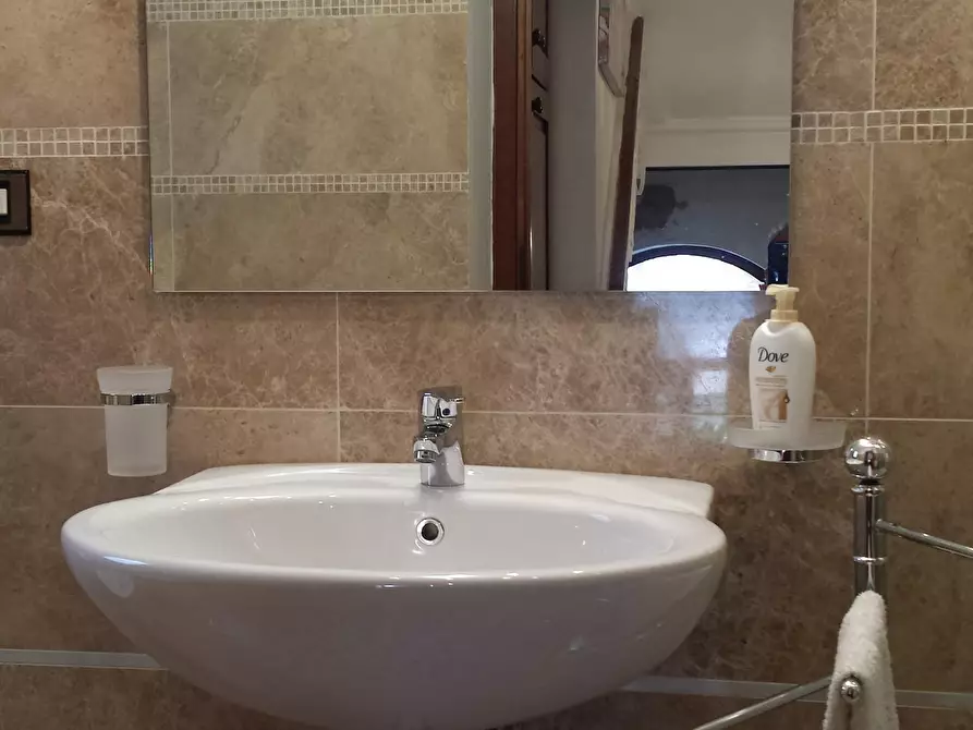 Immagine 12 di Porzione di casa in affitto  a Vecchiano
