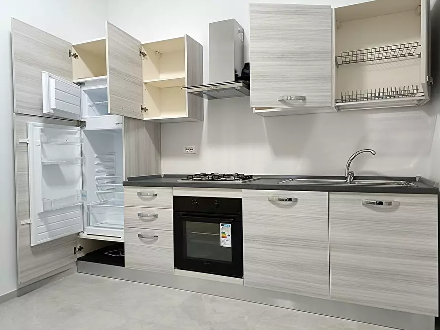 Immagine 71 di Villa in vendita  a Massa