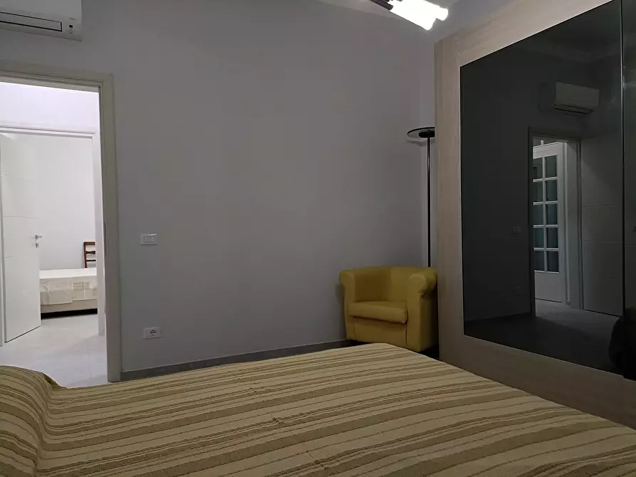 Immagine 81 di Villa in vendita  a Massa