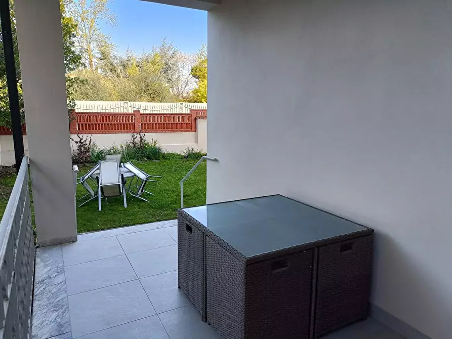 Immagine 64 di Villa in vendita  a Massa