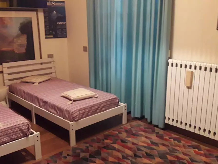 Immagine 56 di Villa in vendita  a Massa