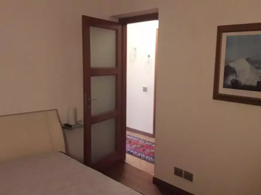 Immagine 51 di Villa in vendita  a Massa