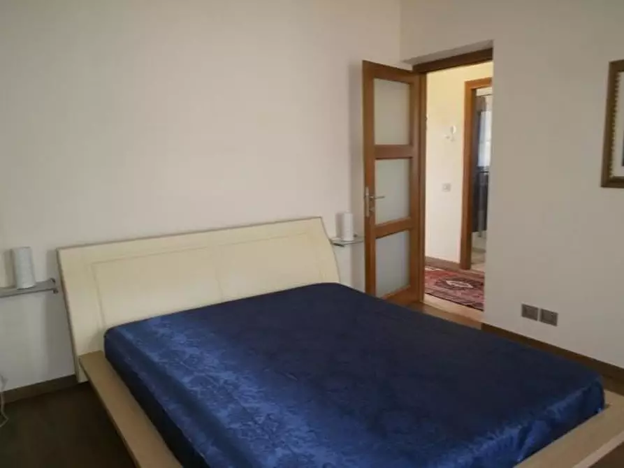 Immagine 52 di Villa in vendita  a Massa