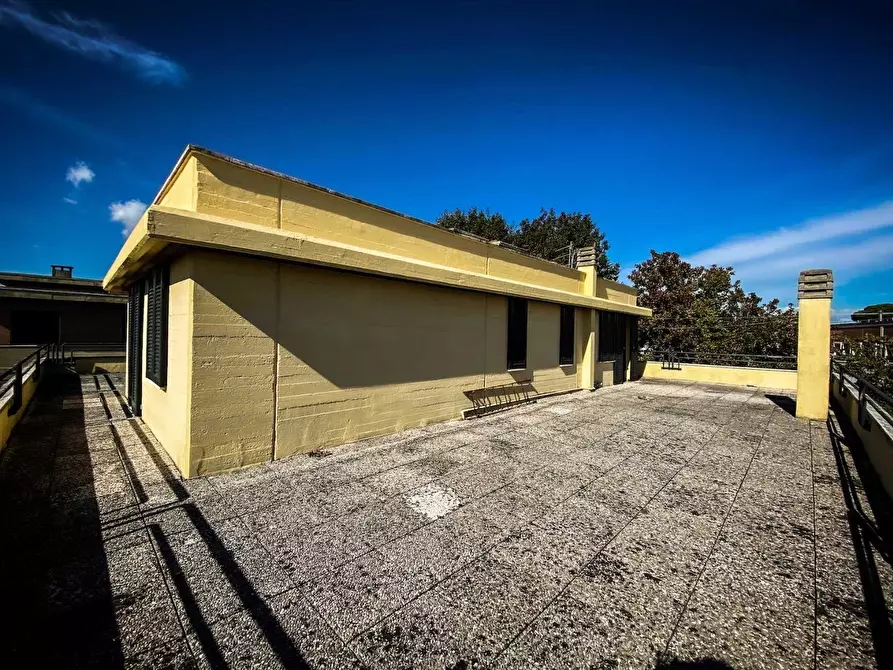 Immagine 18 di Villa in vendita  a Castelfranco Di Sotto