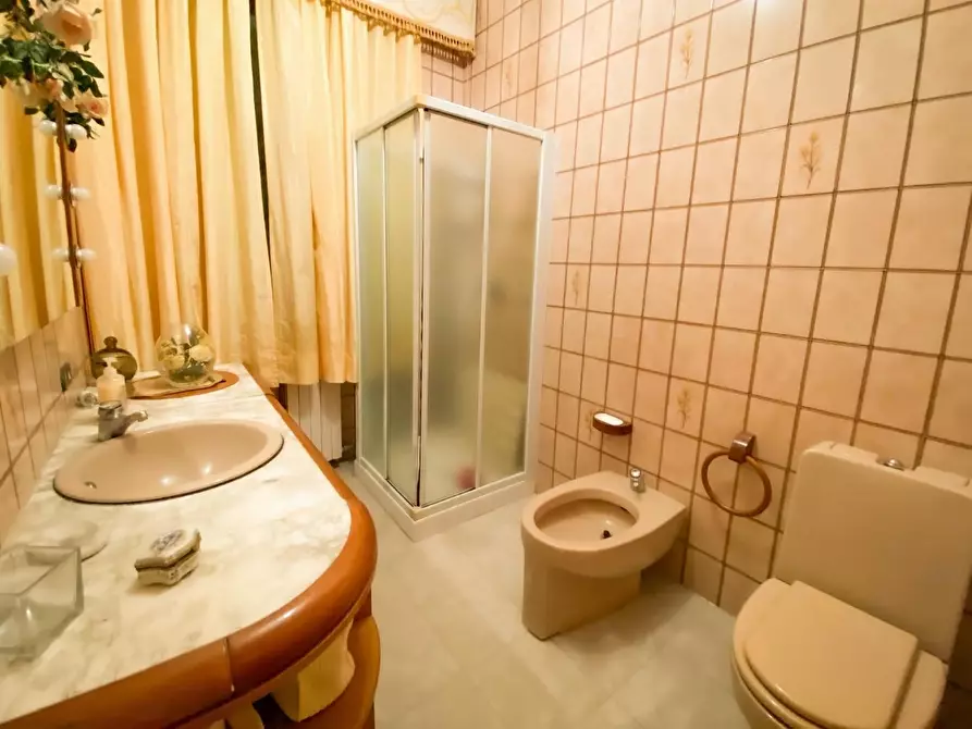 Immagine 12 di Villa in vendita  a Castelfranco Di Sotto