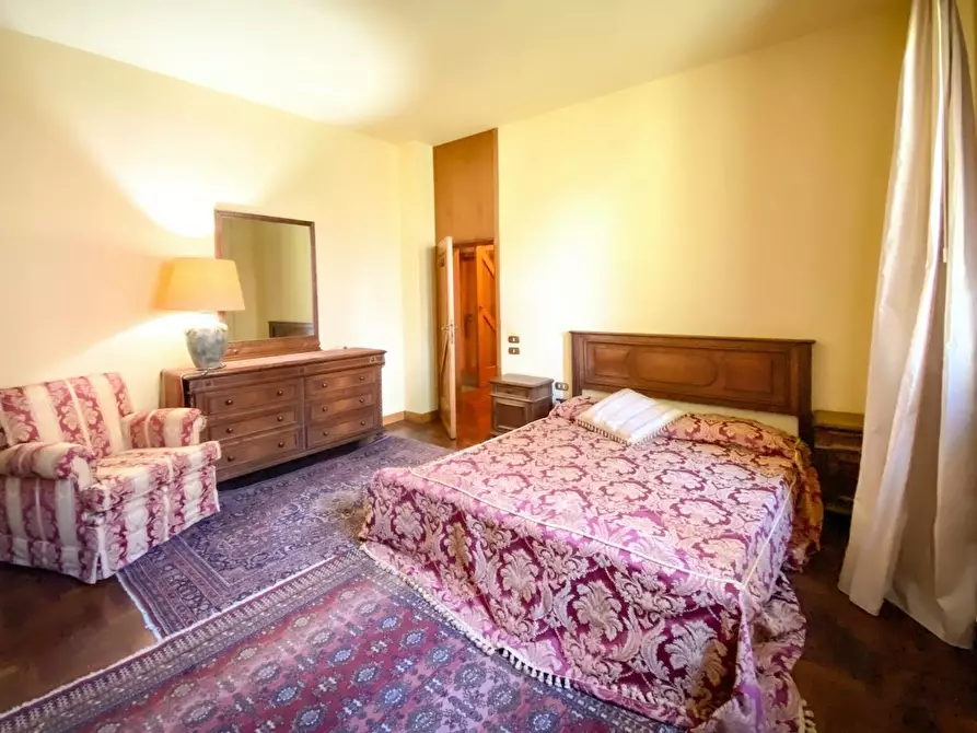 Immagine 9 di Villa in vendita  a Castelfranco Di Sotto