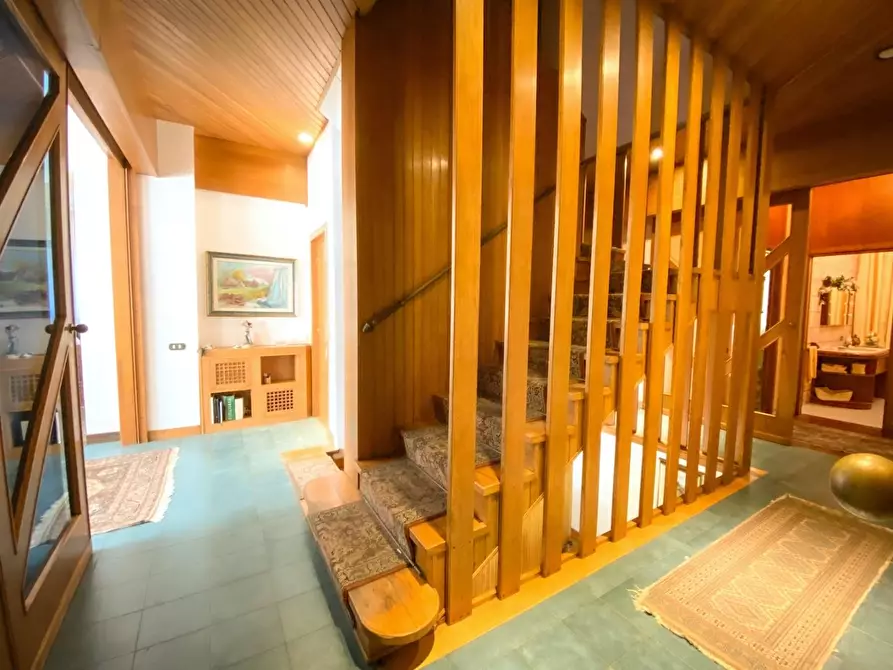 Immagine 2 di Villa in vendita  a Castelfranco Di Sotto