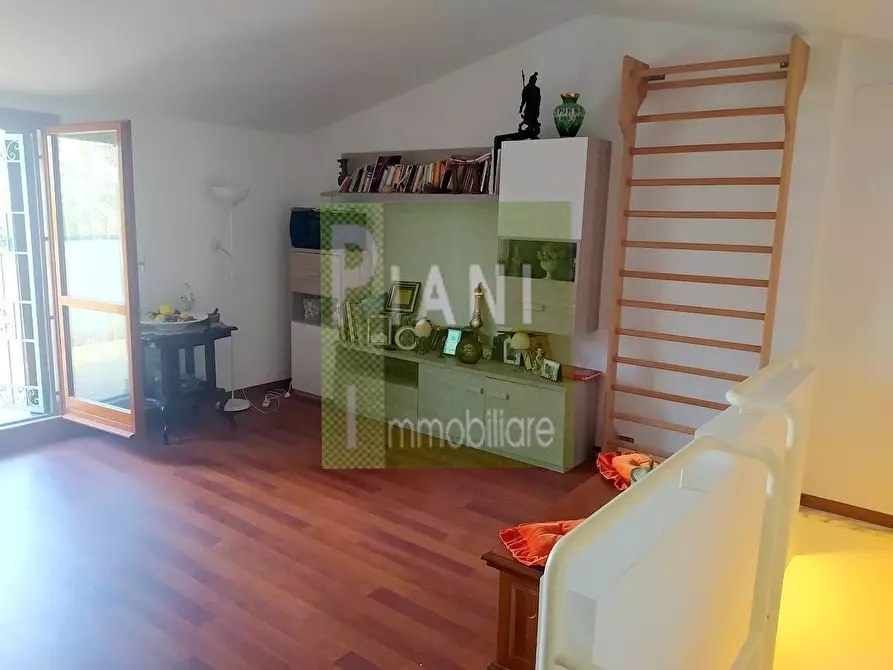 Immagine 23 di Villetta a schiera in vendita  a Livorno