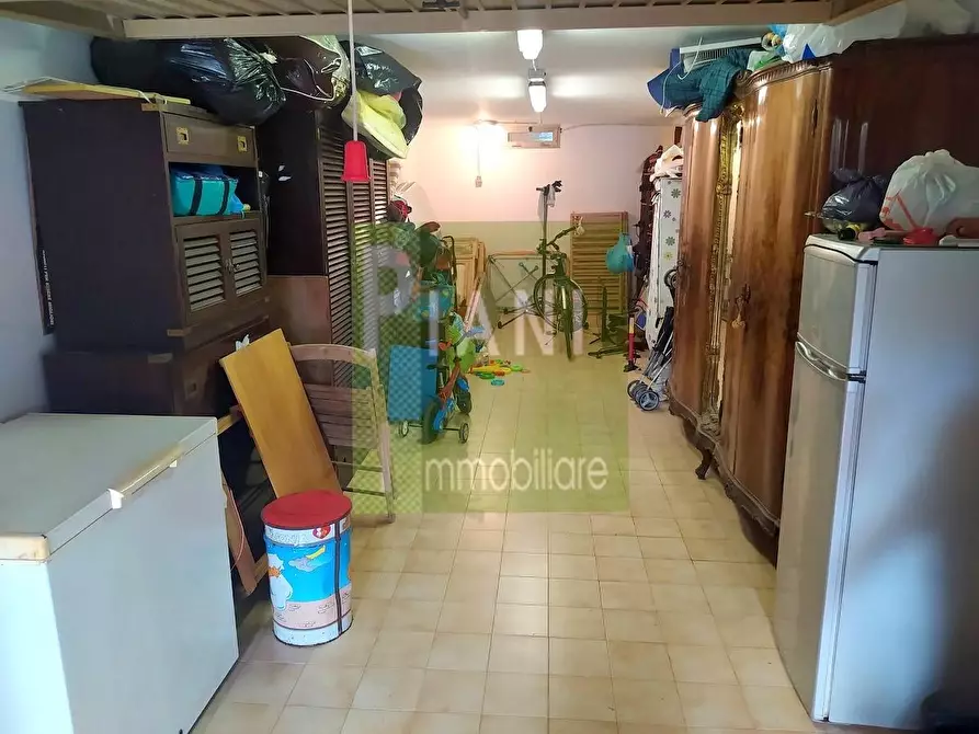 Immagine 26 di Villetta a schiera in vendita  a Livorno