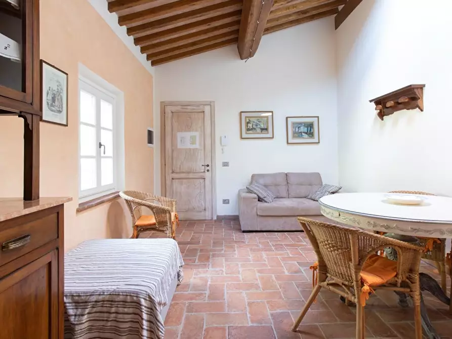 Immagine 39 di Albergo/B&B/Residence in vendita  a Pisa