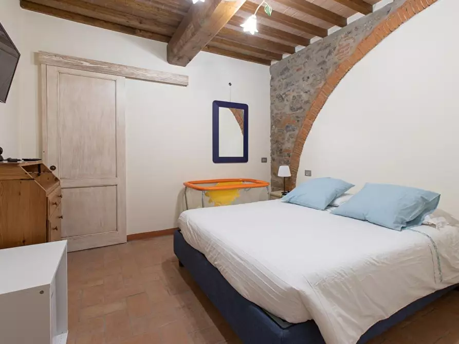 Immagine 35 di Albergo/B&B/Residence in vendita  a Pisa