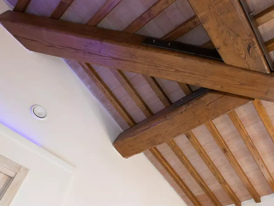 Immagine 42 di Albergo/B&B/Residence in vendita  a Pisa