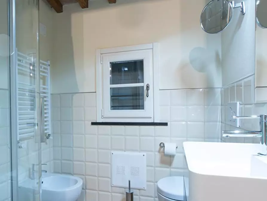 Immagine 50 di Albergo/B&B/Residence in vendita  a Pisa