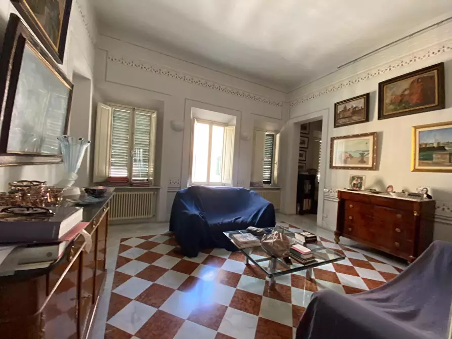 Immagine 9 di Appartamento in vendita  a Livorno