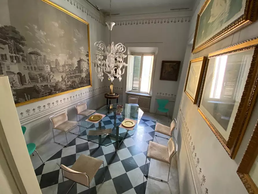 Immagine 2 di Appartamento in vendita  a Livorno