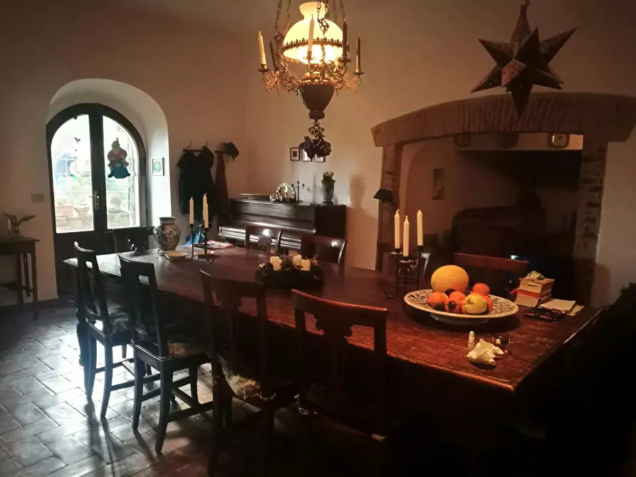 Immagine 48 di Casa colonica in vendita  a Volterra