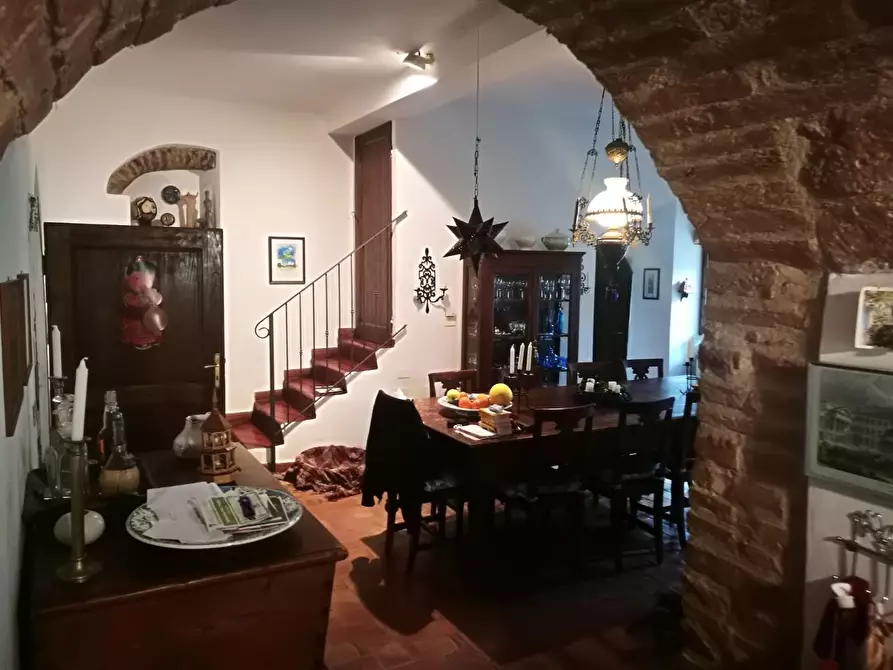 Immagine 43 di Casa colonica in vendita  a Volterra