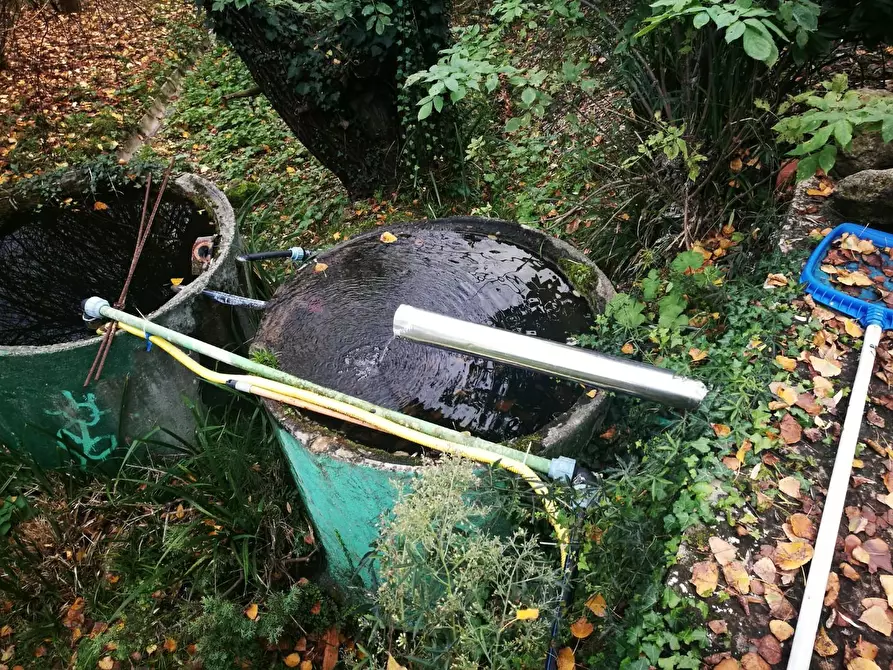 Immagine 22 di Casa colonica in vendita  a Volterra