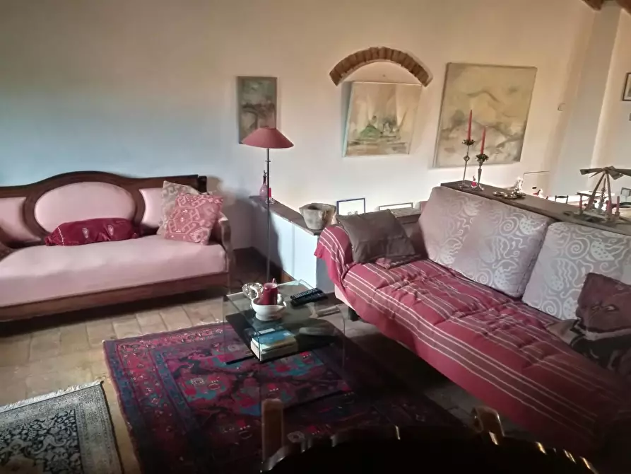 Immagine 52 di Casa colonica in vendita  a Volterra