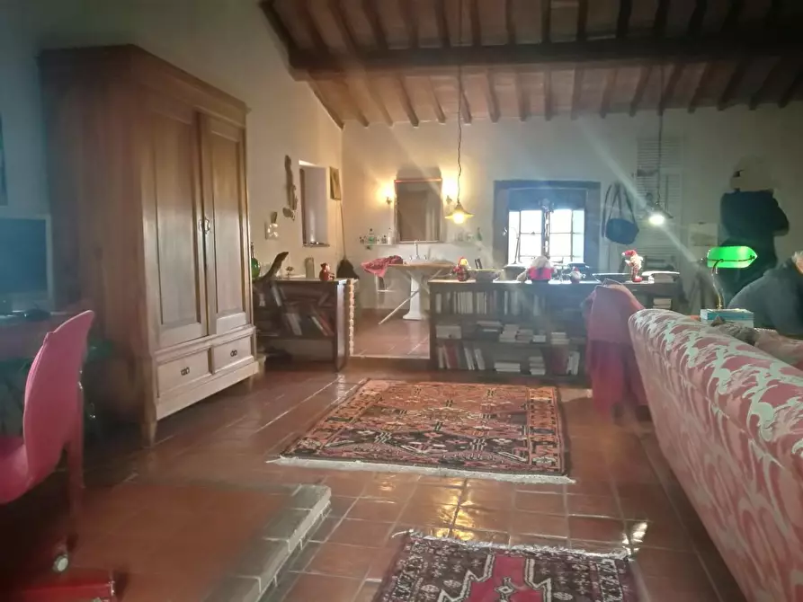 Immagine 69 di Casa colonica in vendita  a Volterra