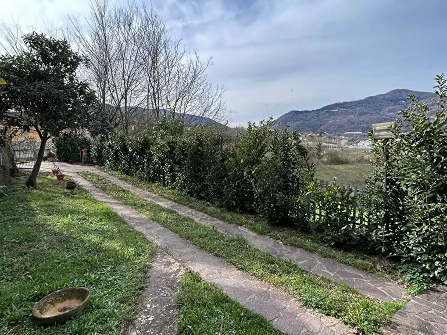 Immagine 7 di Casa semindipendente in vendita  a Aulla