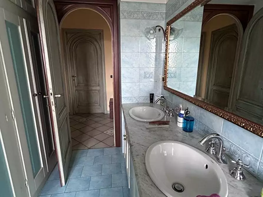 Immagine 20 di Casa semindipendente in vendita  a Aulla