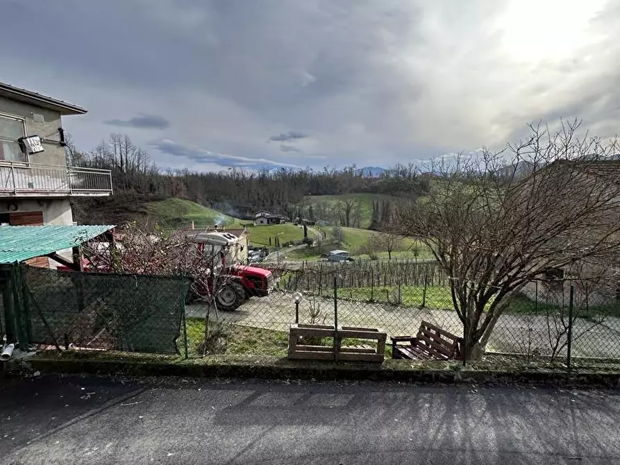 Immagine 4 di Casa semindipendente in vendita  a Aulla