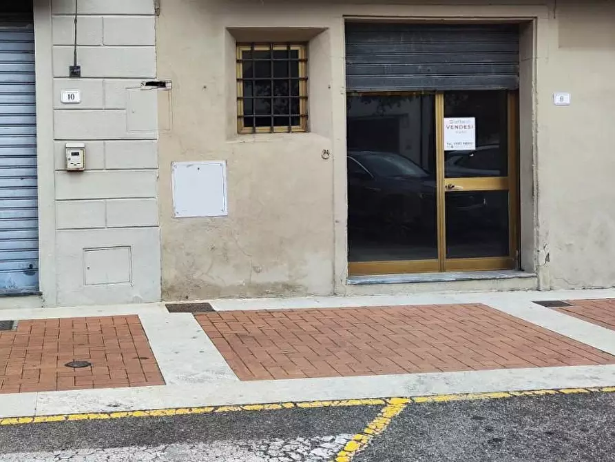 Immagine 1 di Negozio in vendita  a Castelfranco Di Sotto