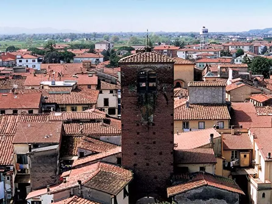 Immagine 1 di Negozio in vendita  a Castelfranco Di Sotto