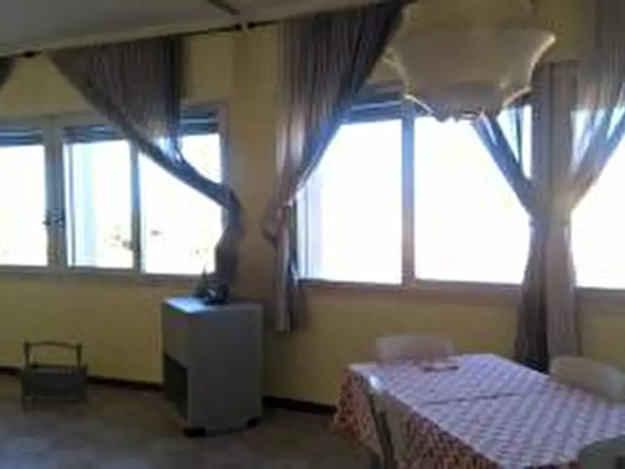 Immagine 11 di Appartamento in vendita  a Pisa