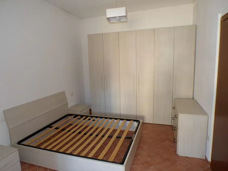 Immagine 2 di Appartamento in affitto  a Cascina