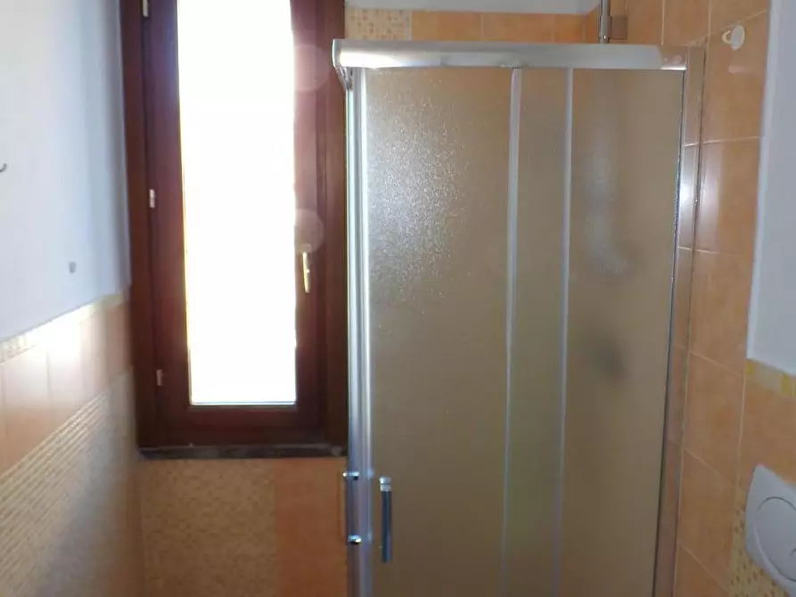 Immagine 8 di Appartamento in affitto  a Cascina