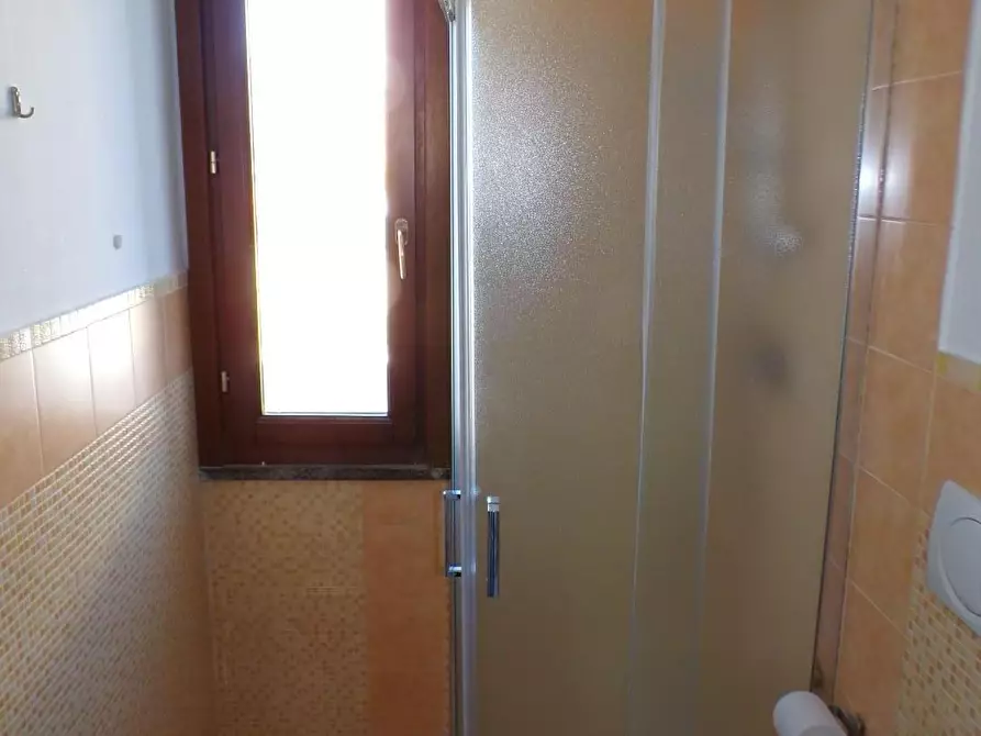 Immagine 9 di Appartamento in affitto  a Cascina