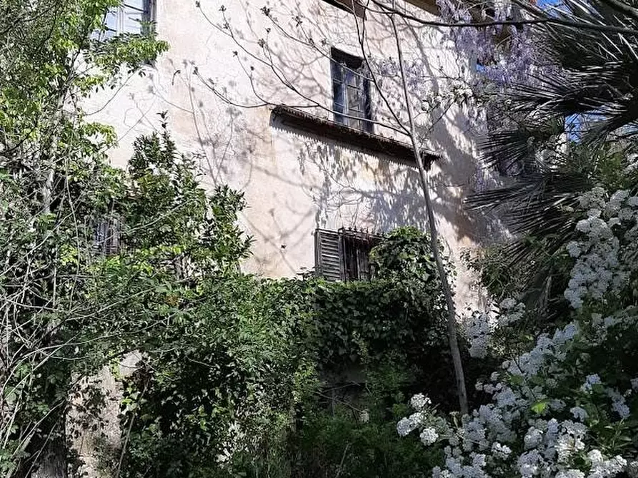 Immagine 8 di Villa in vendita  a San Giuliano Terme