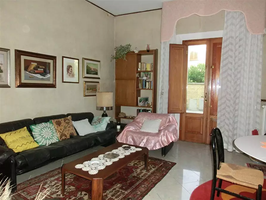 Immagine 11 di Terratetto in vendita  a Cascina