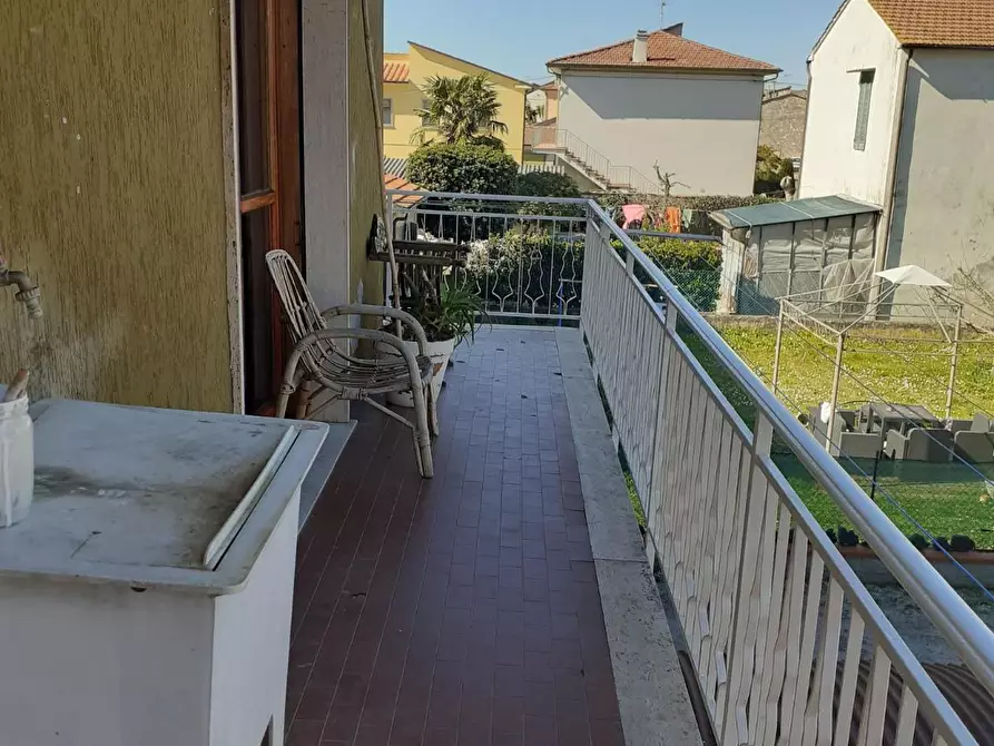 Immagine 7 di Appartamento in affitto  a Vecchiano