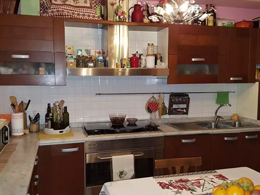 Immagine 4 di Appartamento in vendita  a Massa