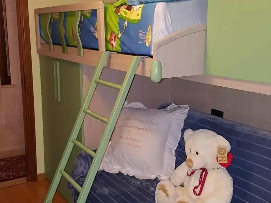 Immagine 16 di Appartamento in vendita  a Massa