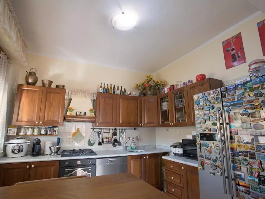 Immagine 5 di Appartamento in vendita  a Seravezza