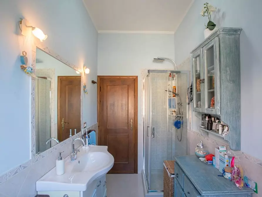 Immagine 10 di Appartamento in vendita  a Seravezza