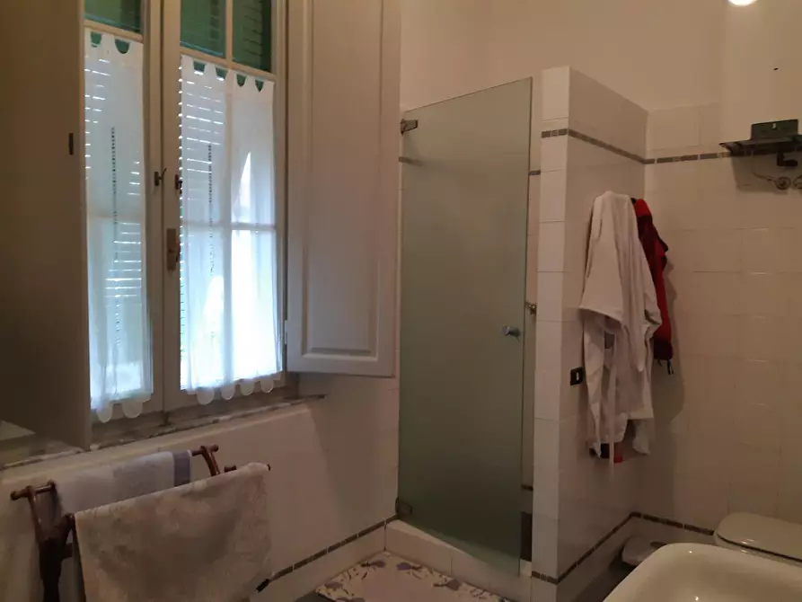 Immagine 8 di Casa indipendente in vendita  a Pisa