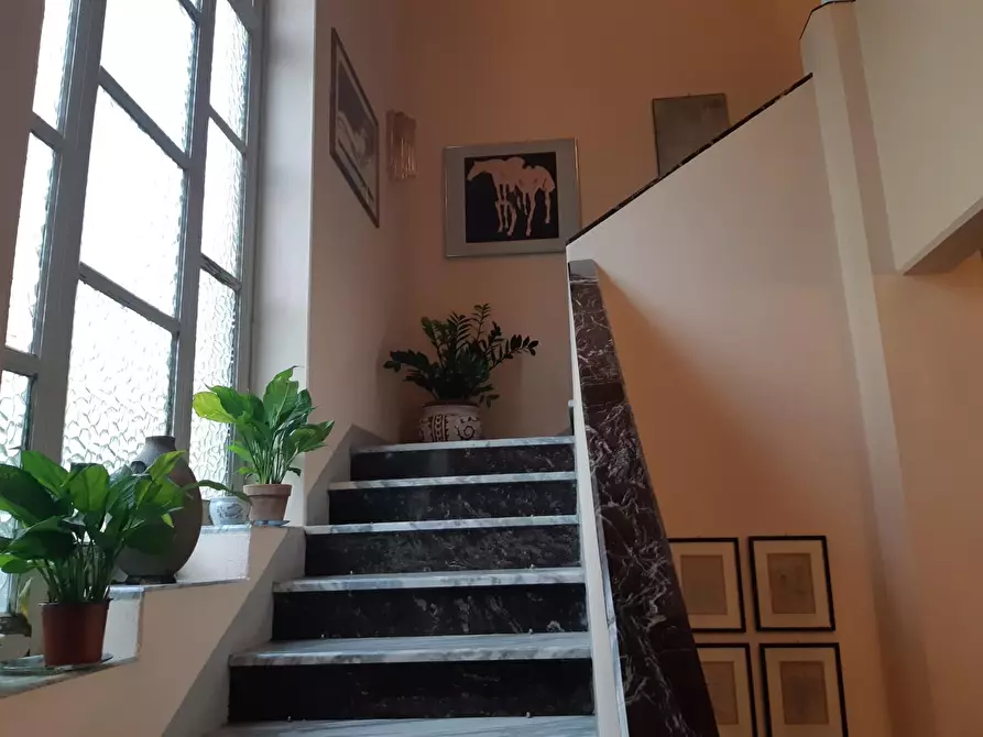 Immagine 12 di Casa indipendente in vendita  a Pisa