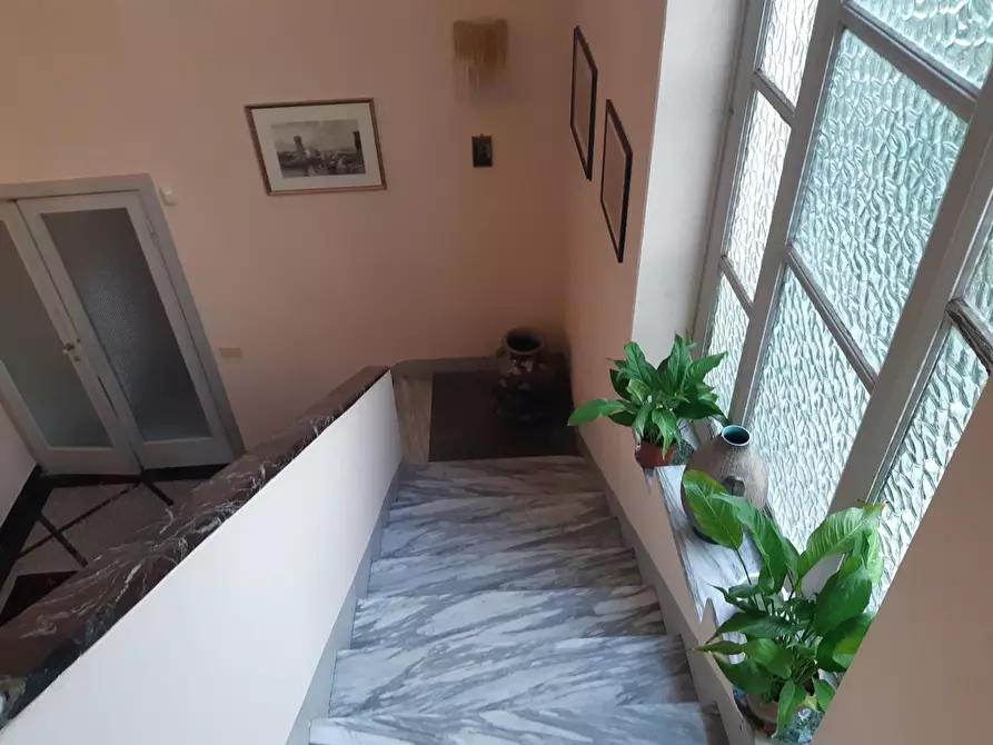 Immagine 11 di Casa indipendente in vendita  a Pisa